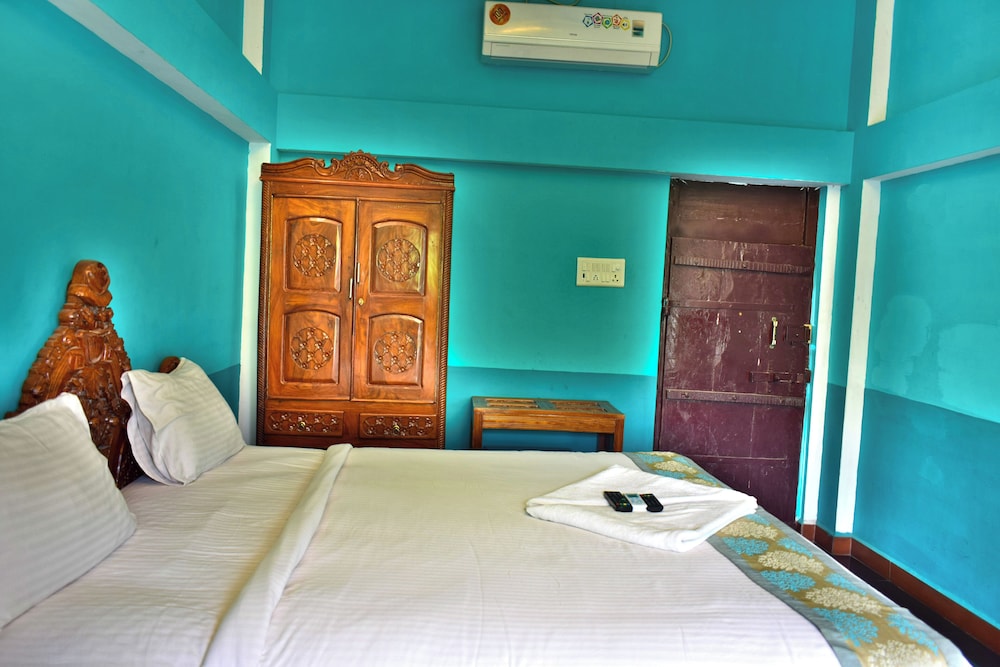 Grand Room - Photo 1