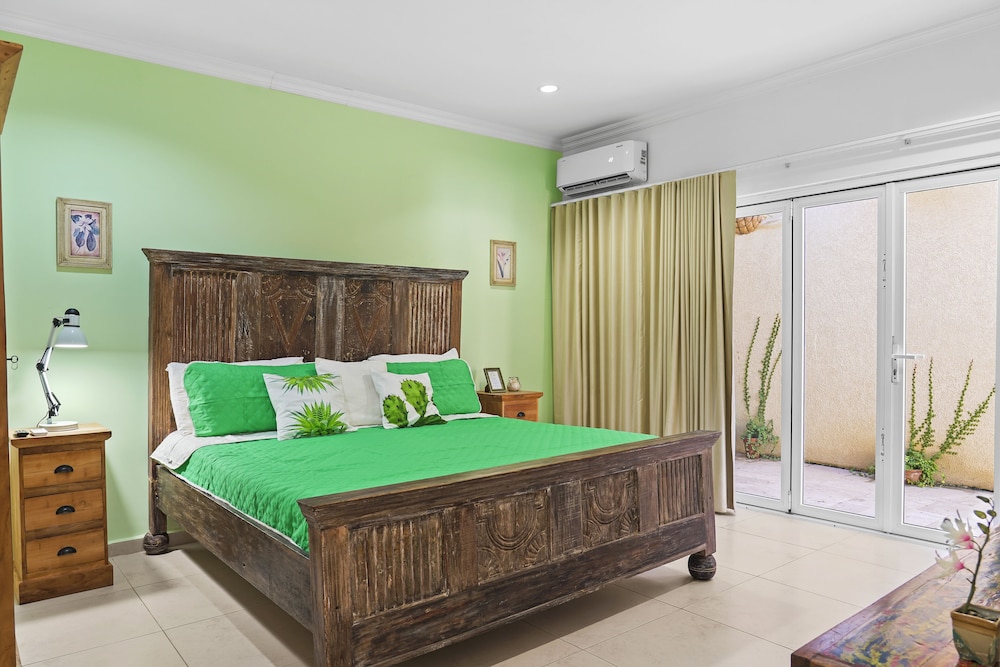 Appartement Deluxe, 1 chambre, cuisine, en bord de piscine