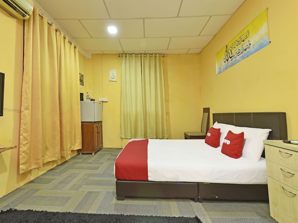 Premium Room, 1 King Bed photo 3