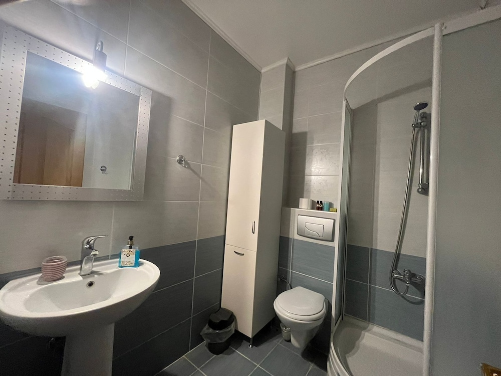 Standard Triple Room photo 2
