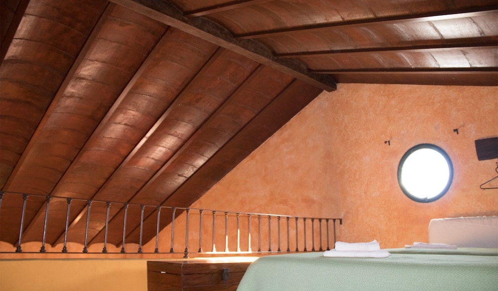 Casa, Múltiples Camas (Pernales)