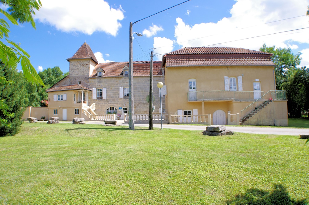 Family House photo 2