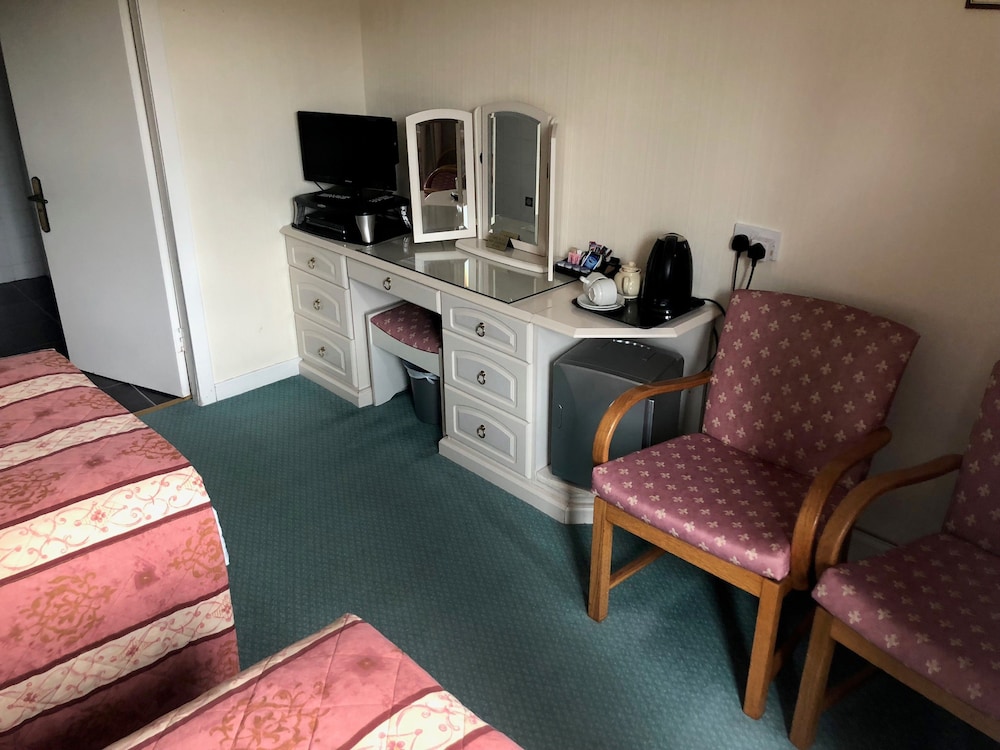 Classic Twin Room, 2 Twin Beds, Non Smoking photo 2