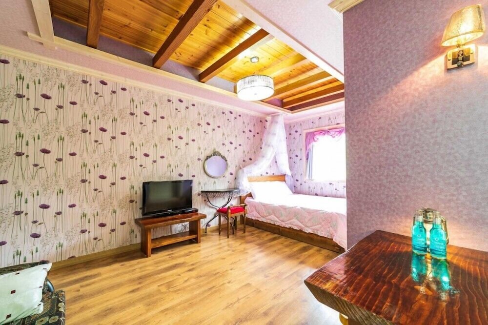 Room (Oslo 3) - Photo 4