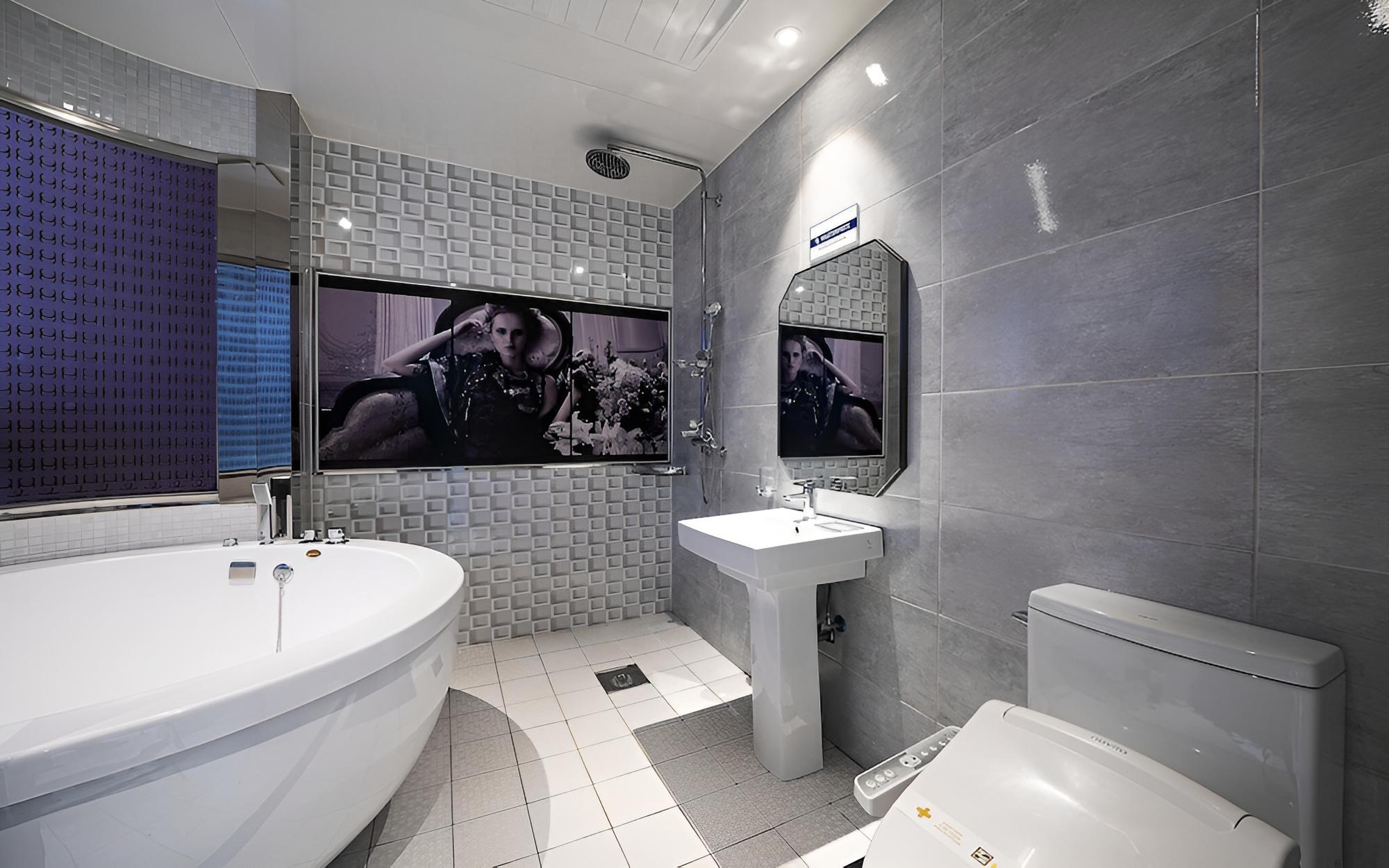 Room (Royal Suite Drive In (Intel Core i5-1) photo 2