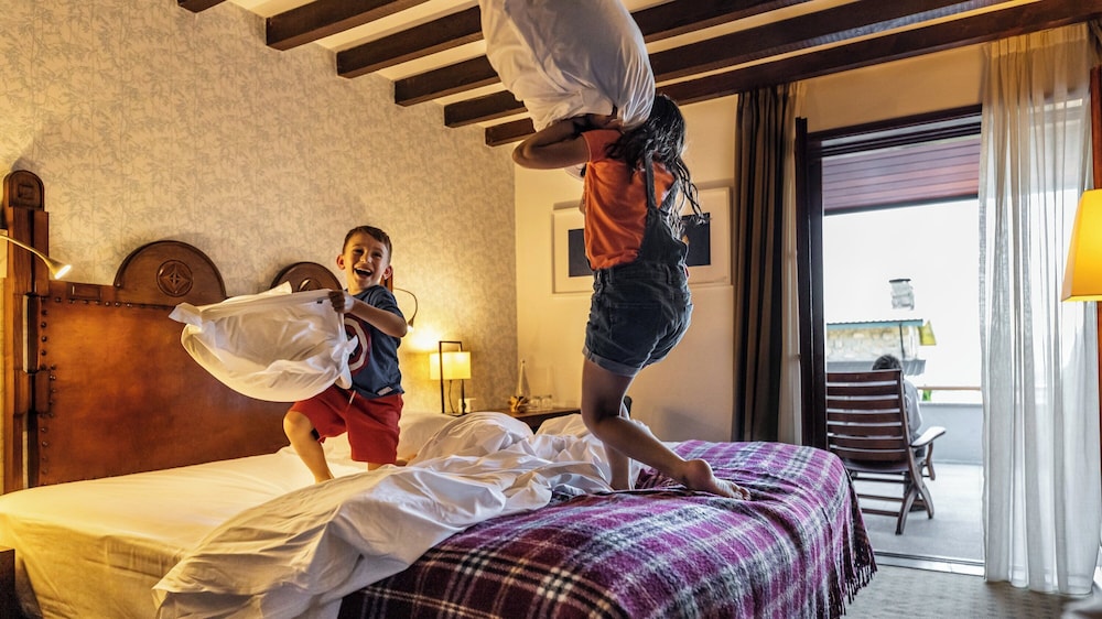 Superior Double or Twin Room, Balcony, River View photo 2
