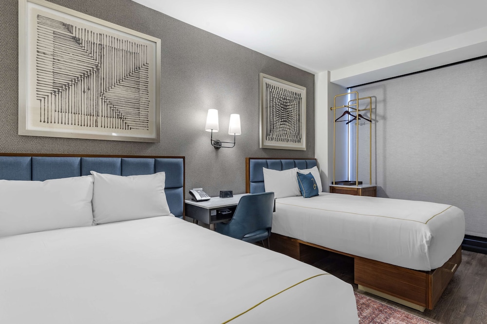 Deluxe Room, 2 Double Beds