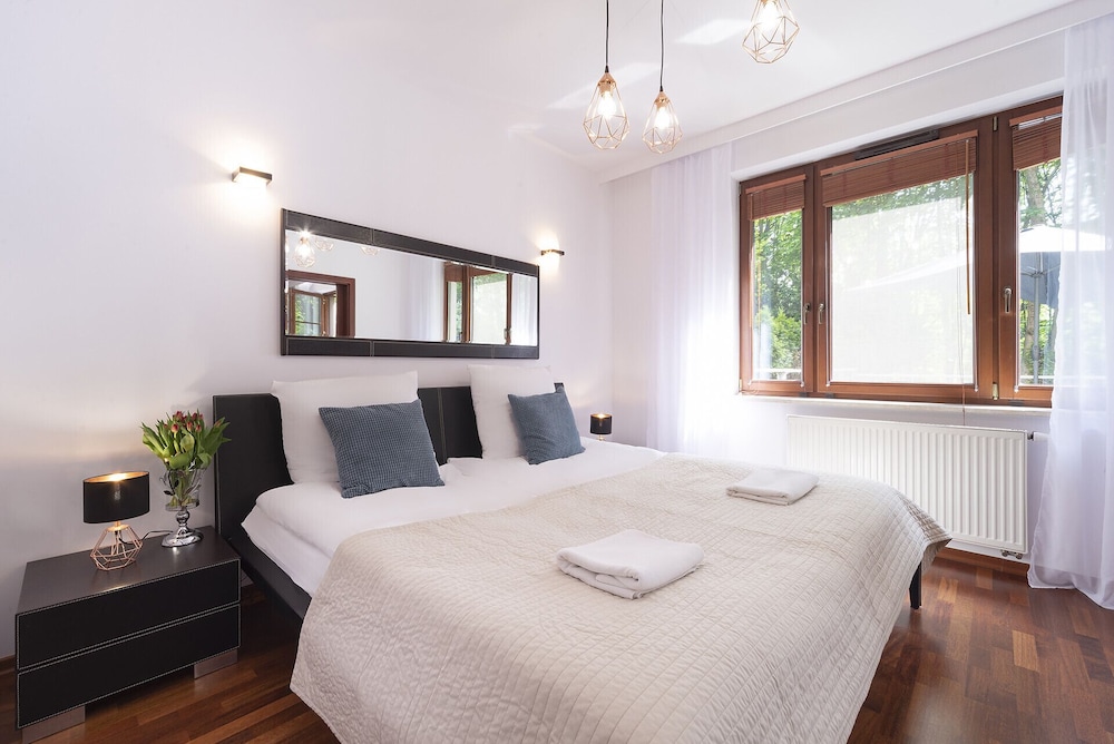 Apartment, 1 Bedroom, Balcony, Beachside