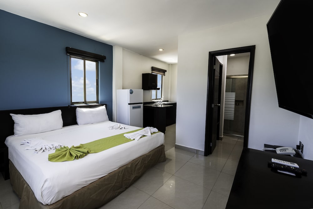 Junior Room - Photo 1