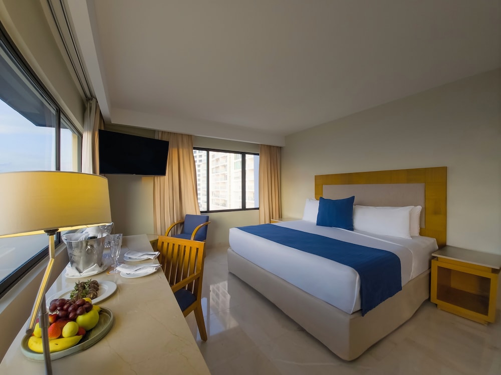Honeymoon Room - Photo 6