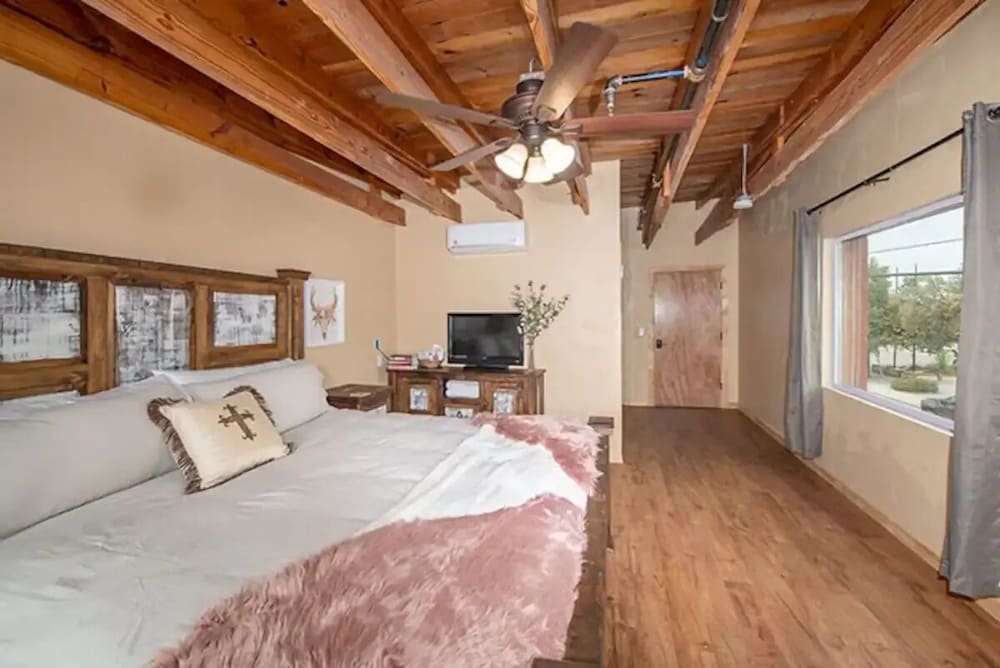 Signature Room