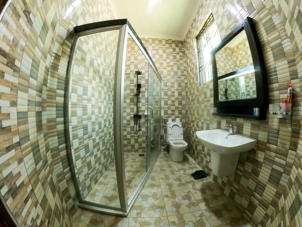 Deluxe Room, 1 King Bed photo 2