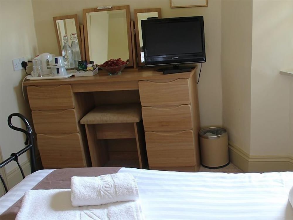 Double Room, Ensuite (Small) photo 2