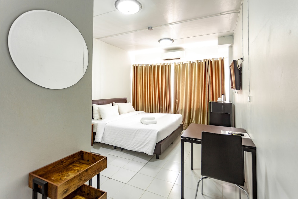 Standard Double Room - Photo 2