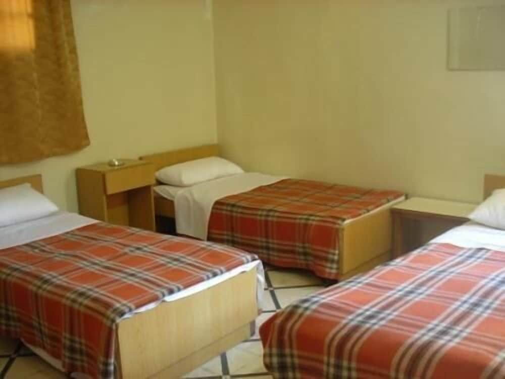 Triple Room, Shared Bathroom