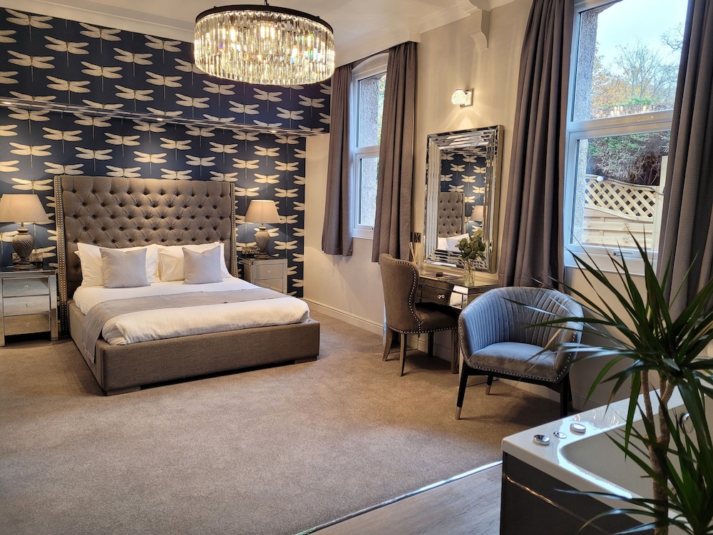Deluxe Room, 1 Double Bed, Non Smoking, Jetted Tub