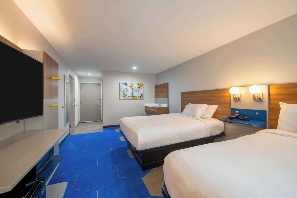 Studio Suite, 2 Queen Beds, Non Smoking photo 1
