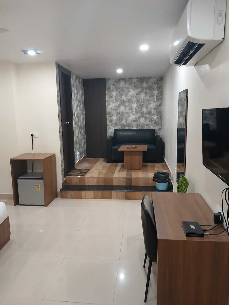 Superior Double Room, Hill View