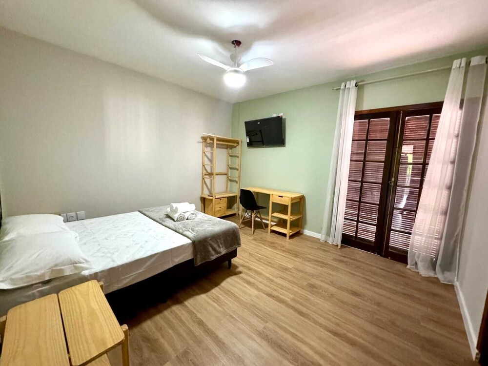 Classic Double Room, Balcony, Mountain View photo 2
