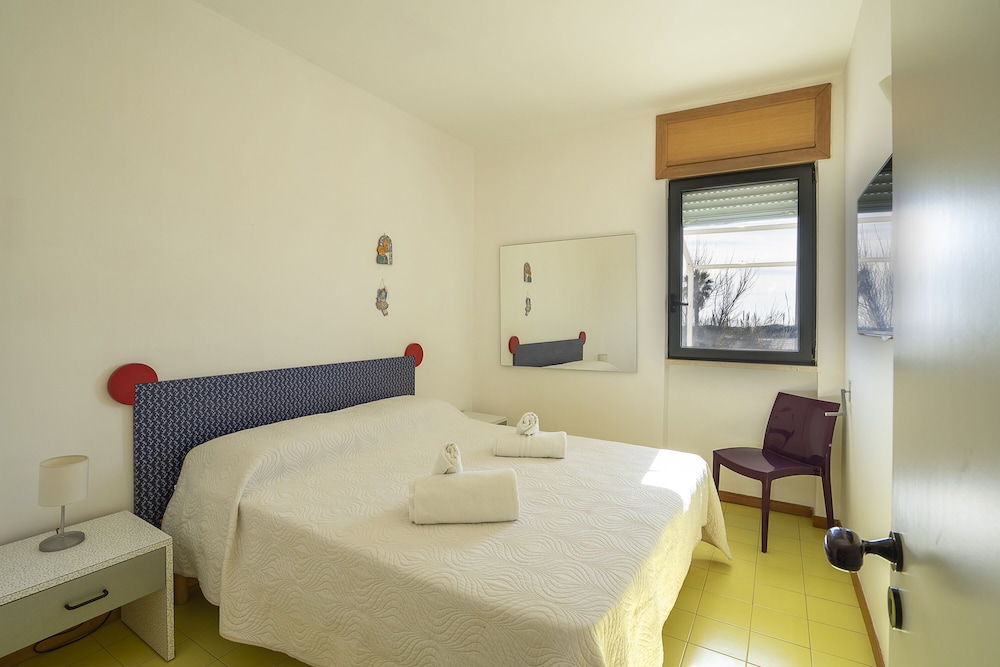 Standard Apartment, Multiple Bedrooms (La Rosa Apartment Sea View)