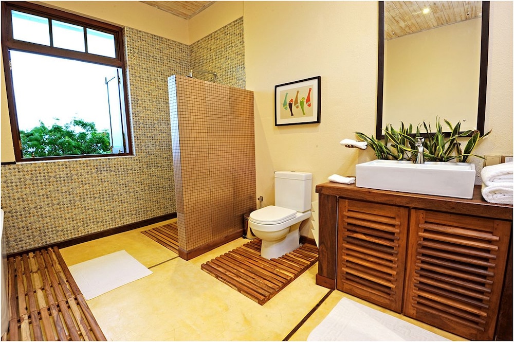 Grand Suite (Upstairs) photo 3