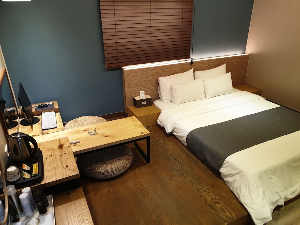 Standard Room - Photo 2