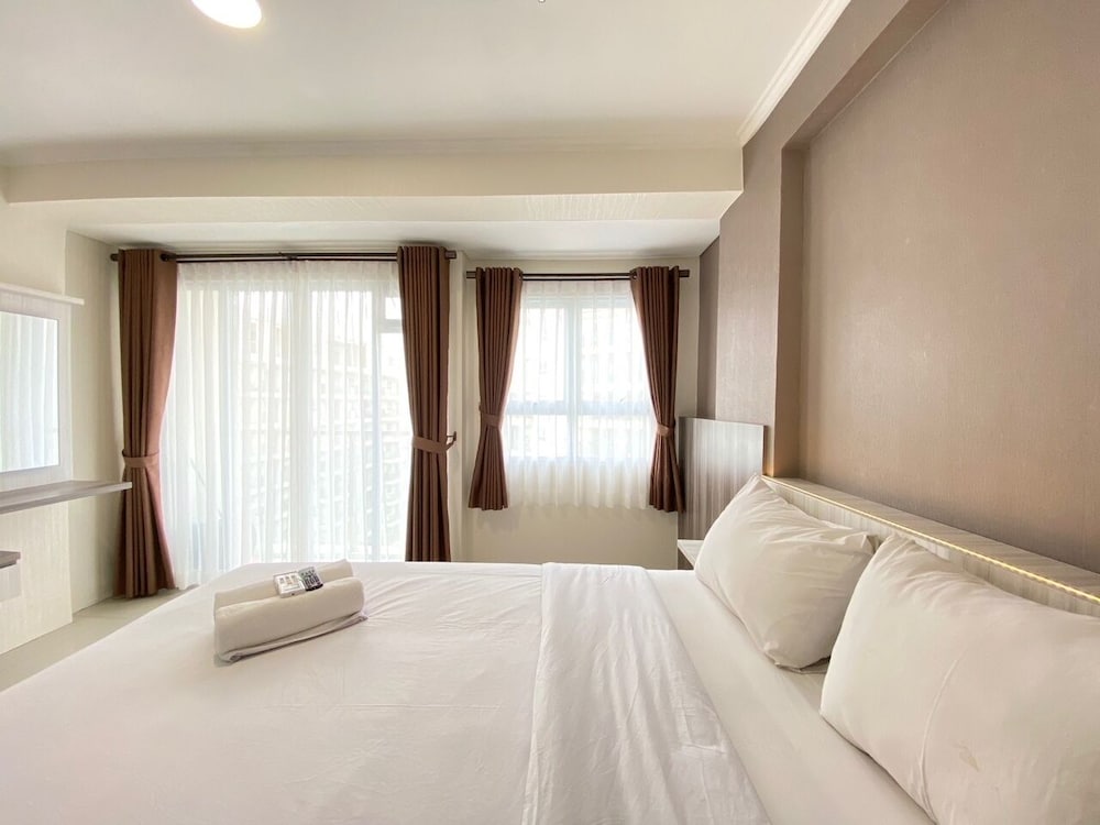 Room - Photo 16