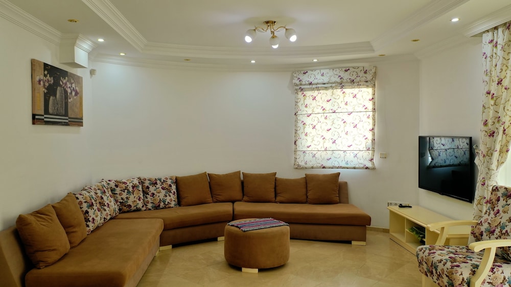 Traditional Villa photo 1