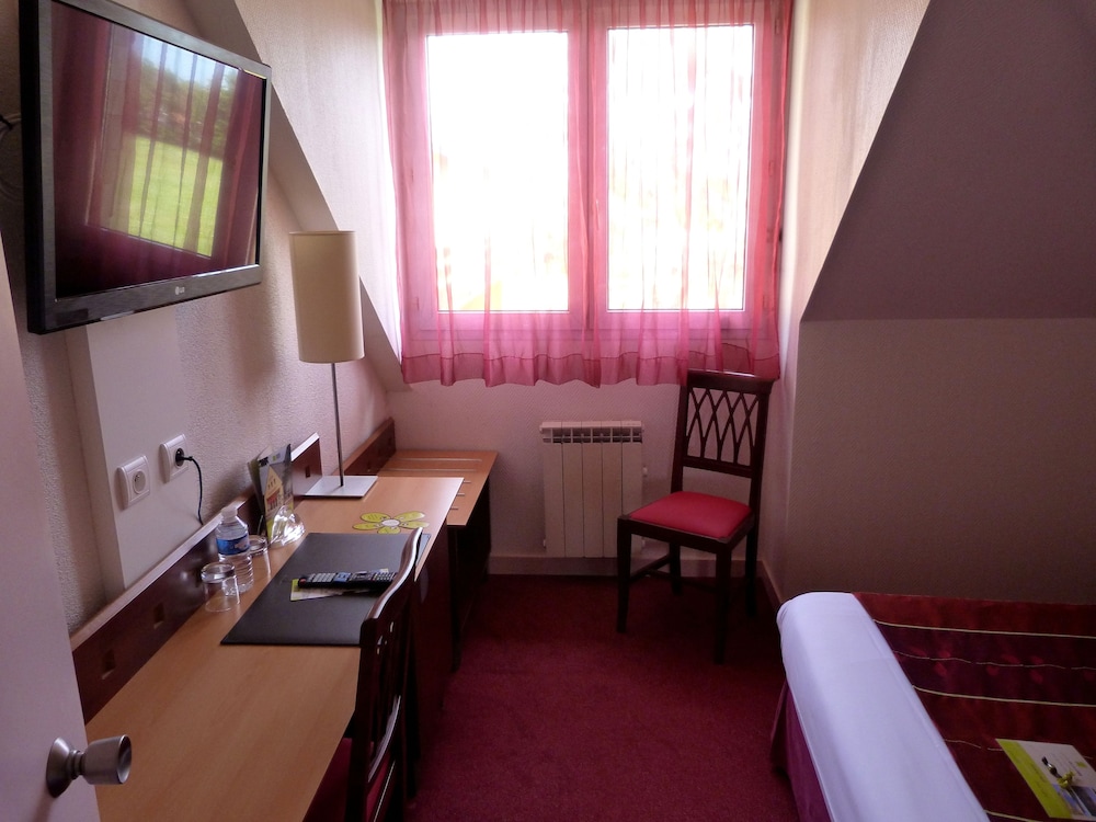Standard Double Room photo 2