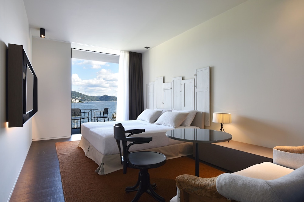 Deluxe Double or Twin Room, Balcony