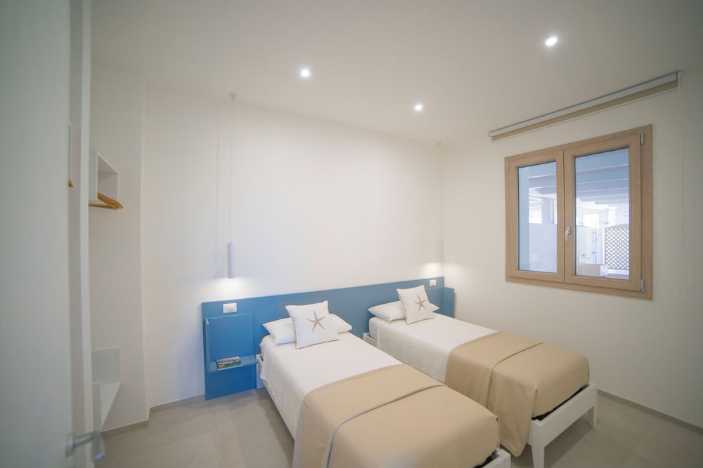 Family Apartment, 2 Bedrooms (Casa Le Secche 1 With Pool And Sea)