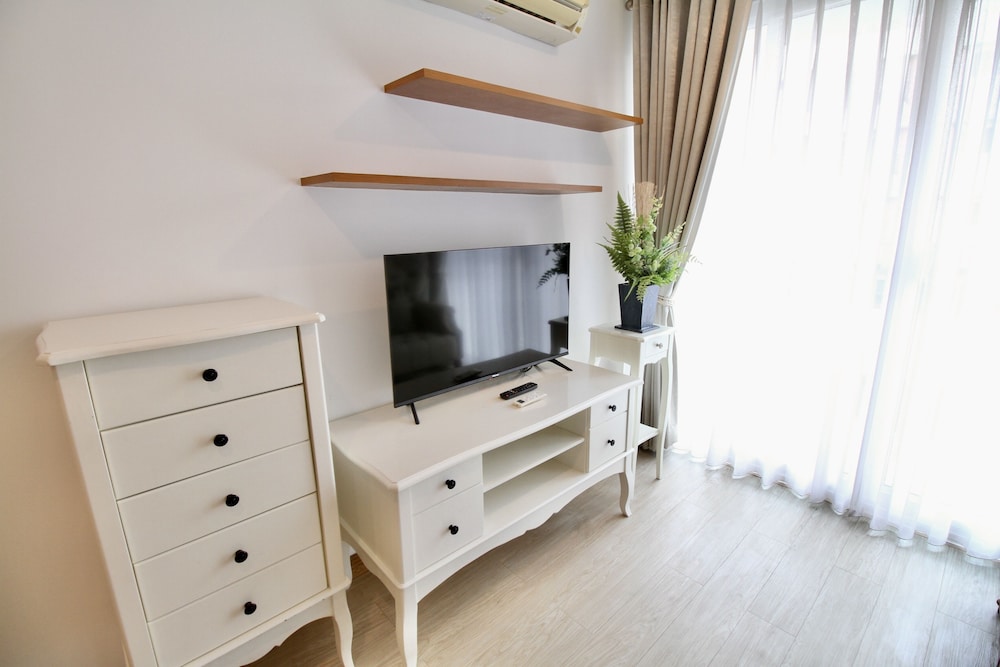 Deluxe Apartment photo 3