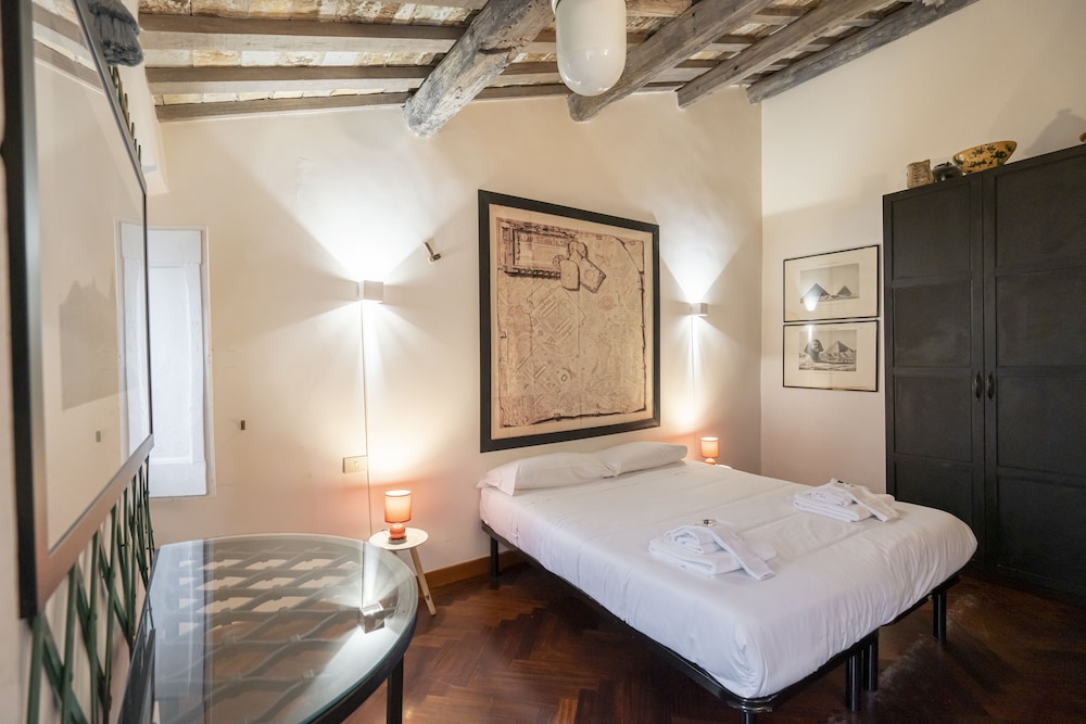 Deluxe Apartment, 2 Bedrooms, Annex Building photo 2