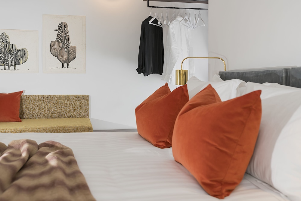 Superior Triple Room photo 3