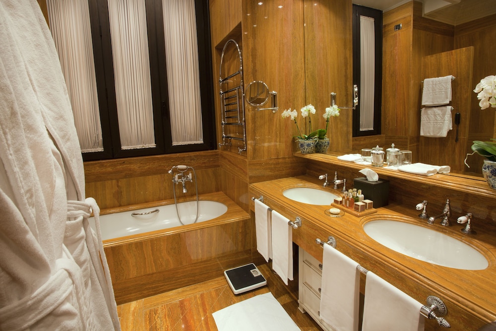 Junior Suite - Photo 7
