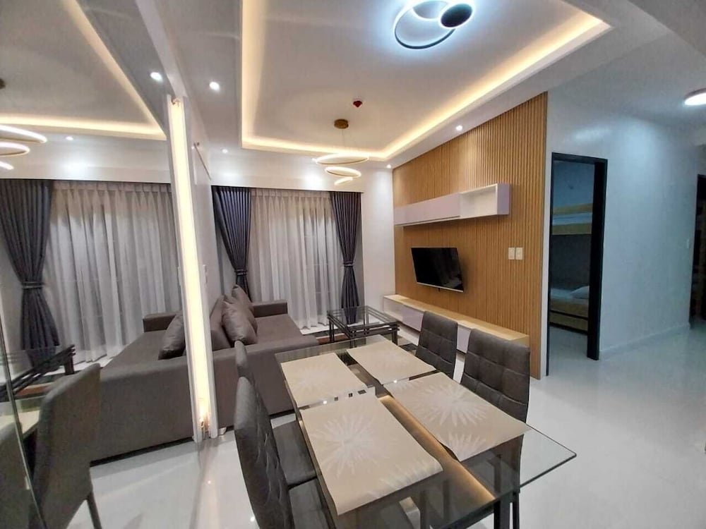 Luxury Apartment, 3 Bedrooms - Photo 5
