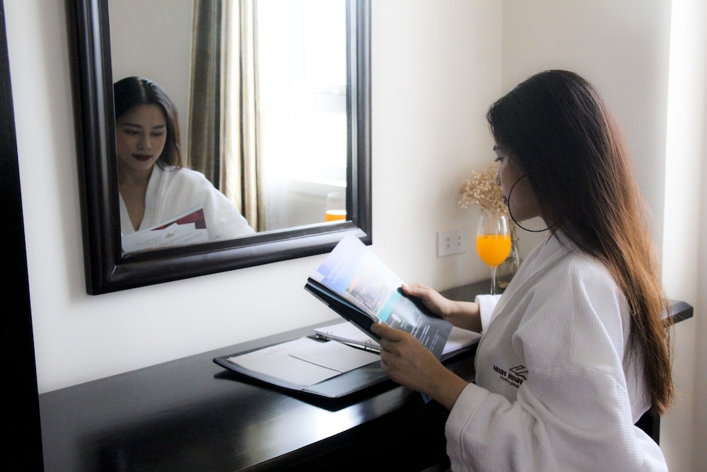 Deluxe Twin Room (French Wing) - Photo 5