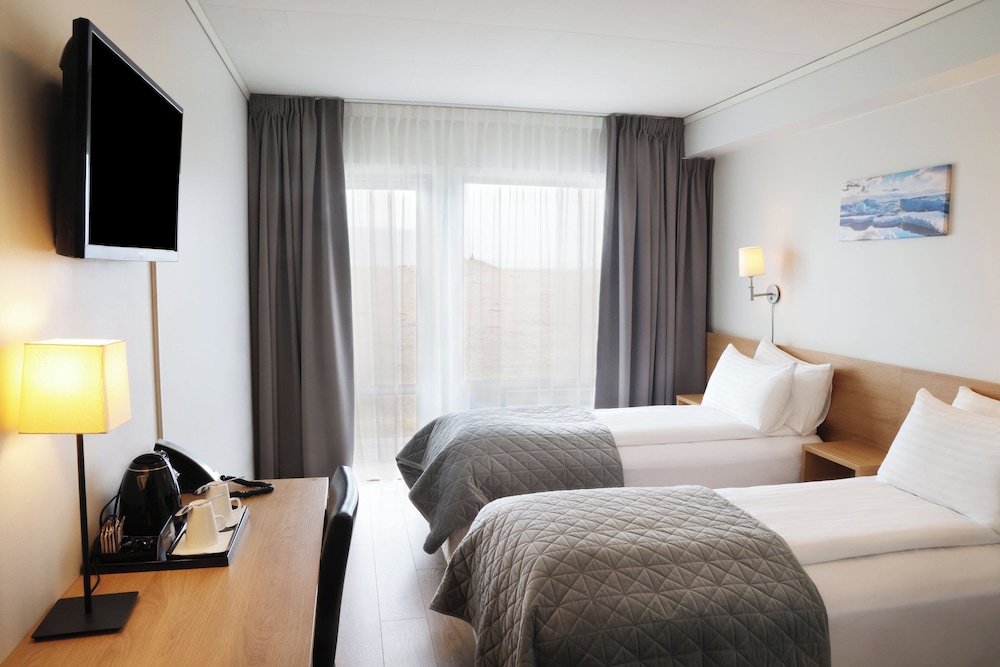 Standard Double or Twin Room photo 3