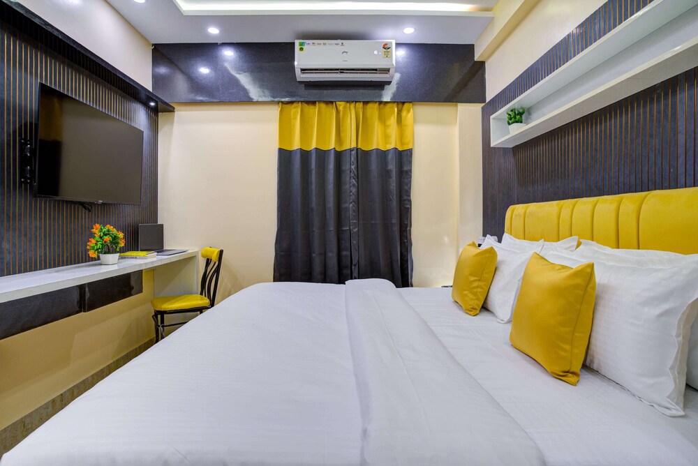 Deluxe Double Room, City View