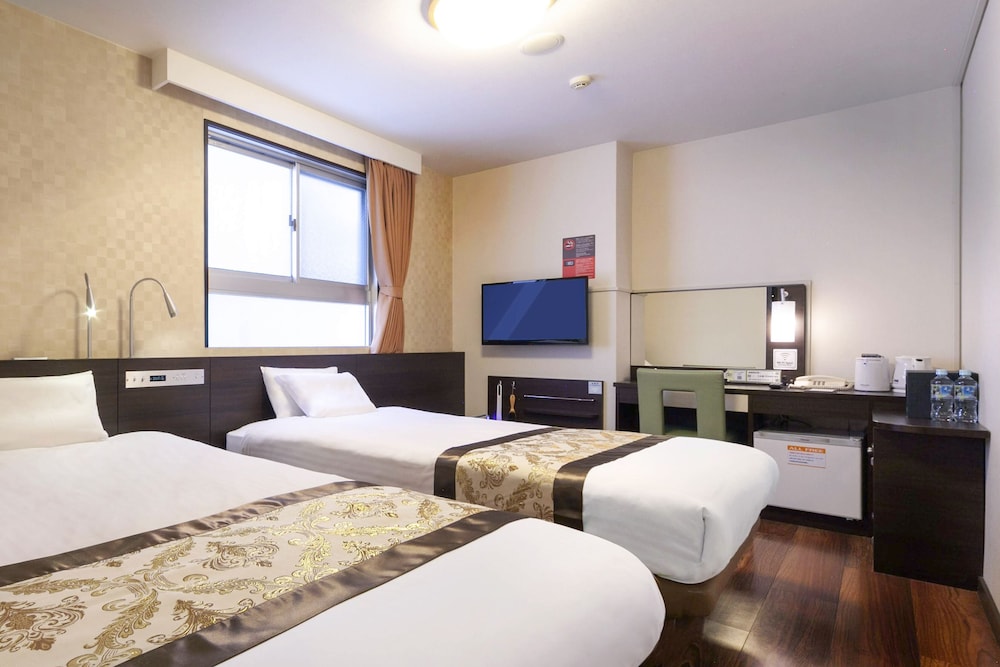 Basic Twin Room, Non Smoking photo 2