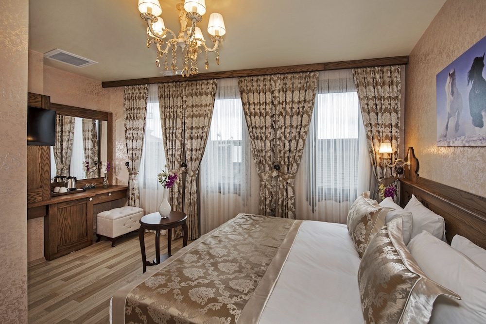 Standard Double Room, 1 King Bed photo 1