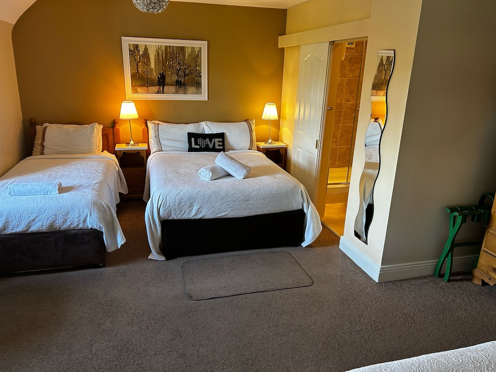 Family Room photo 2