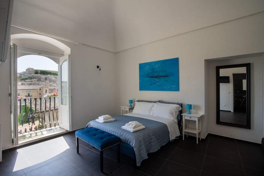 Panoramic Double Room, 1 Queen Bed with Sofa bed