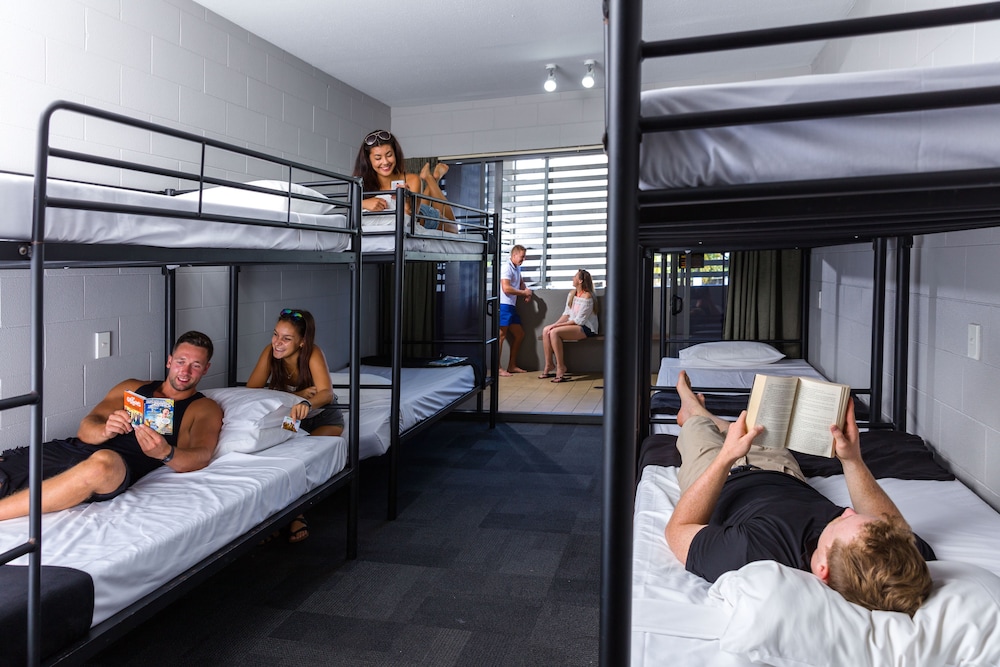 8 bed Mixed Dorm With En-Suite photo 1