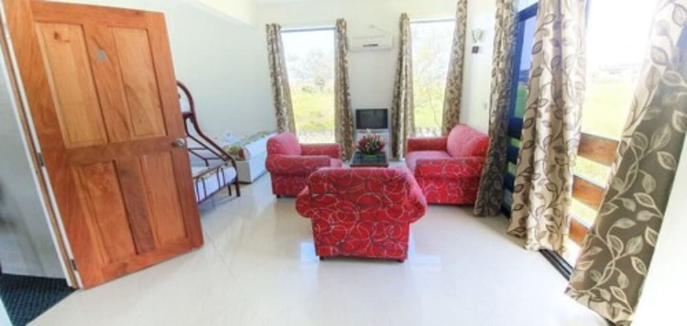 Family Room photo 2