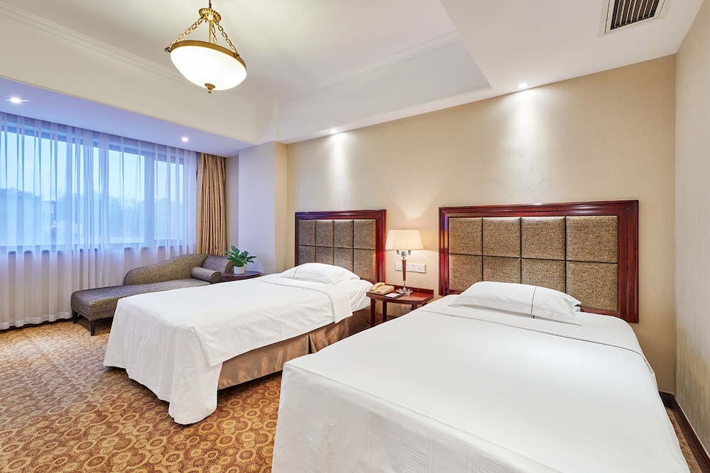 Family Suite Room - Photo 3