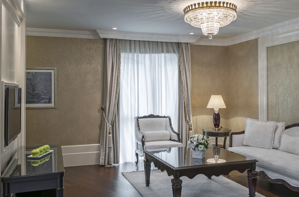Presidental Suite with King Size Bed photo 2