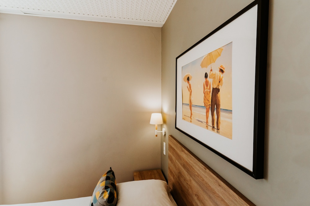 Standard Double Room - Photo 14