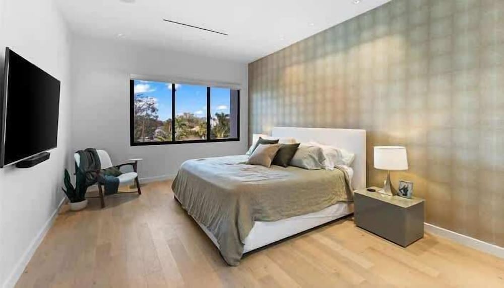 Lux Penthouse 4-story Stunner Rooftop Views, Billede 10