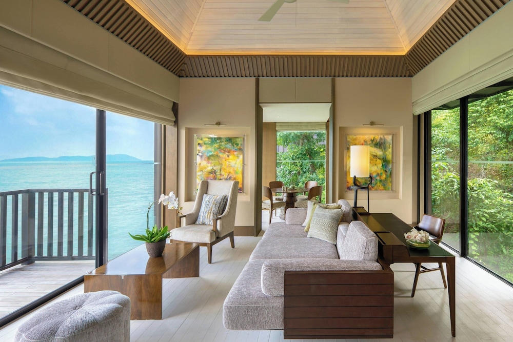 Villa, 1 Bedroom, Oceanfront (Balcony)